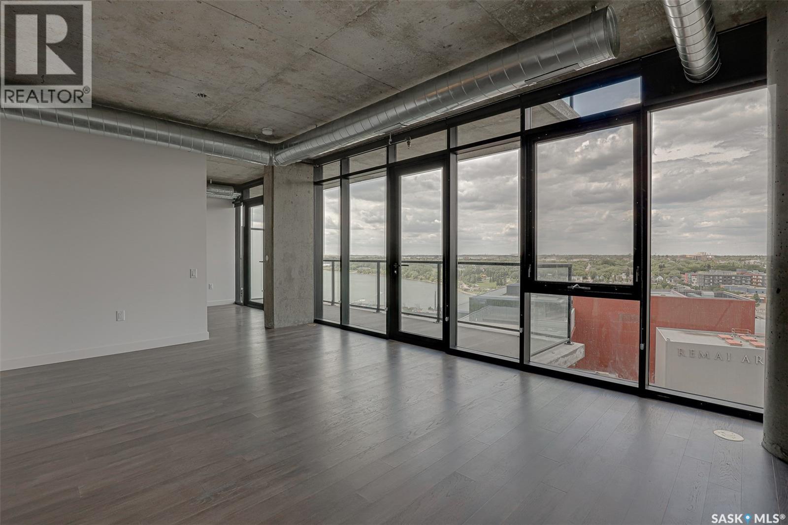 1202 490 2Nd Avenue S, Saskatoon, SK - Indoor Photo Showing Other Room