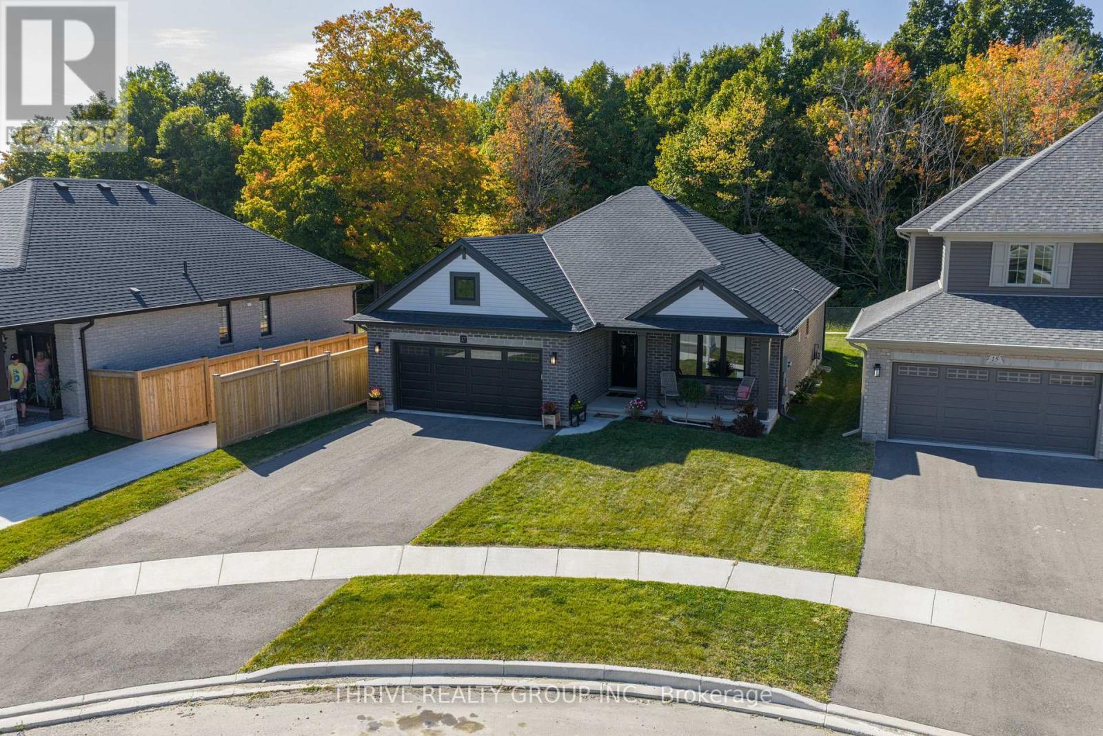 17 Dunning Way, St. Thomas, ON - Outdoor With Facade