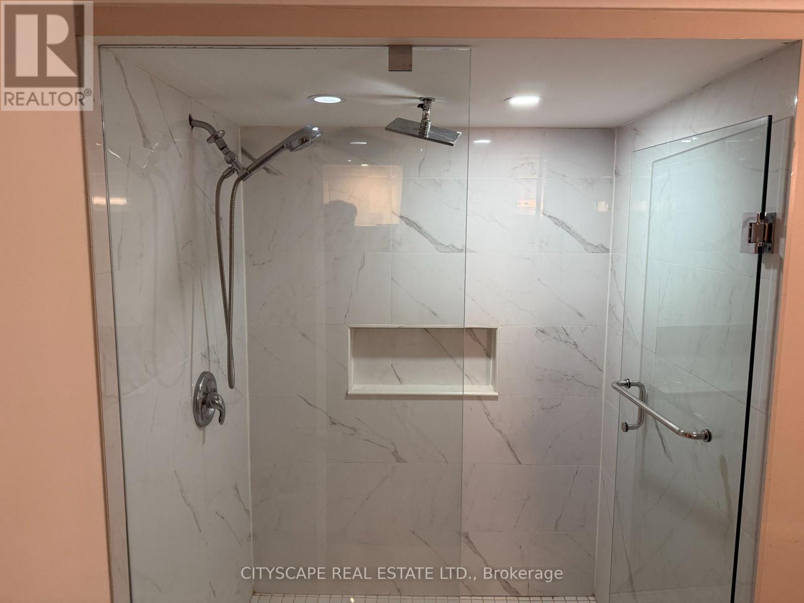 Bsmt - 445 Rivermont Road W, Brampton, ON - Indoor Photo Showing Bathroom