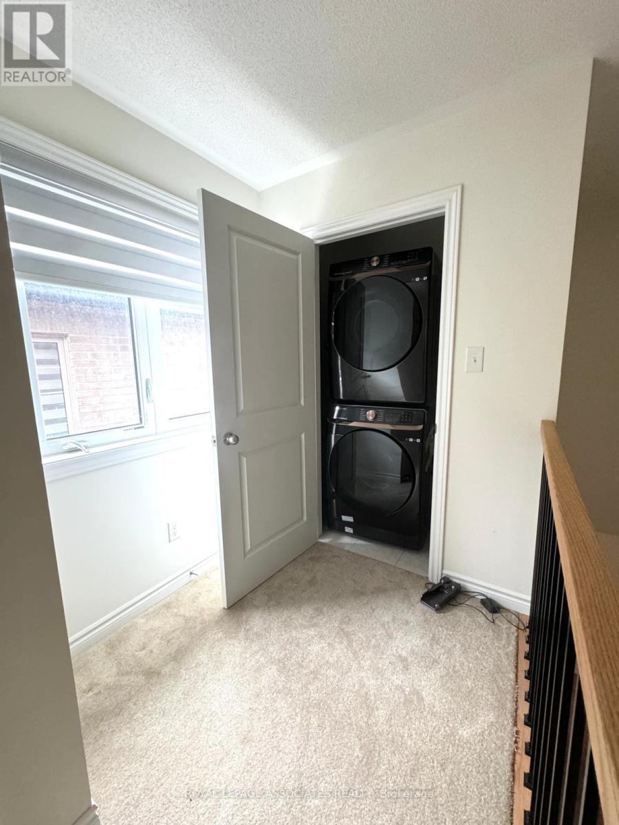 1108 Skyridge Boulevard, Pickering, ON - Indoor Photo Showing Other Room