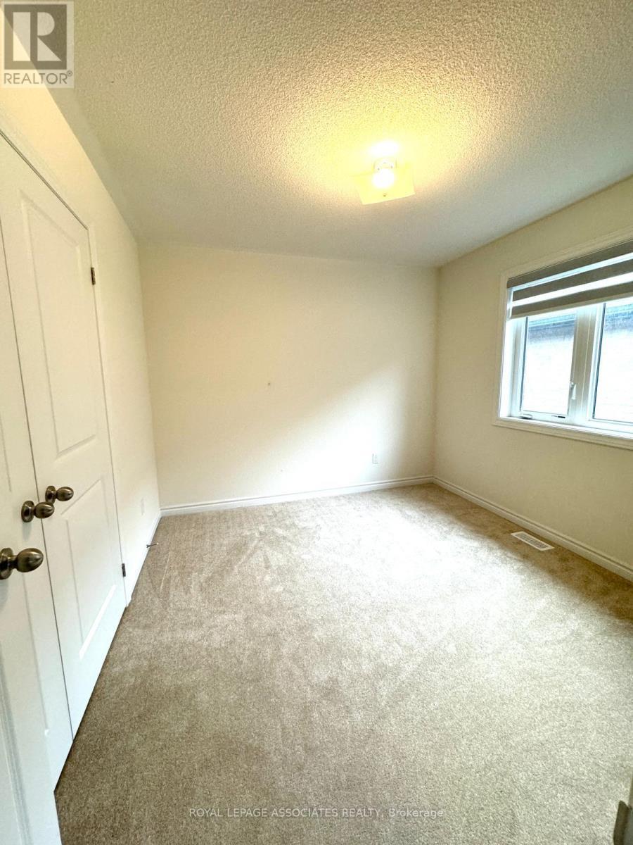1108 Skyridge Boulevard, Pickering, ON - Indoor Photo Showing Other Room