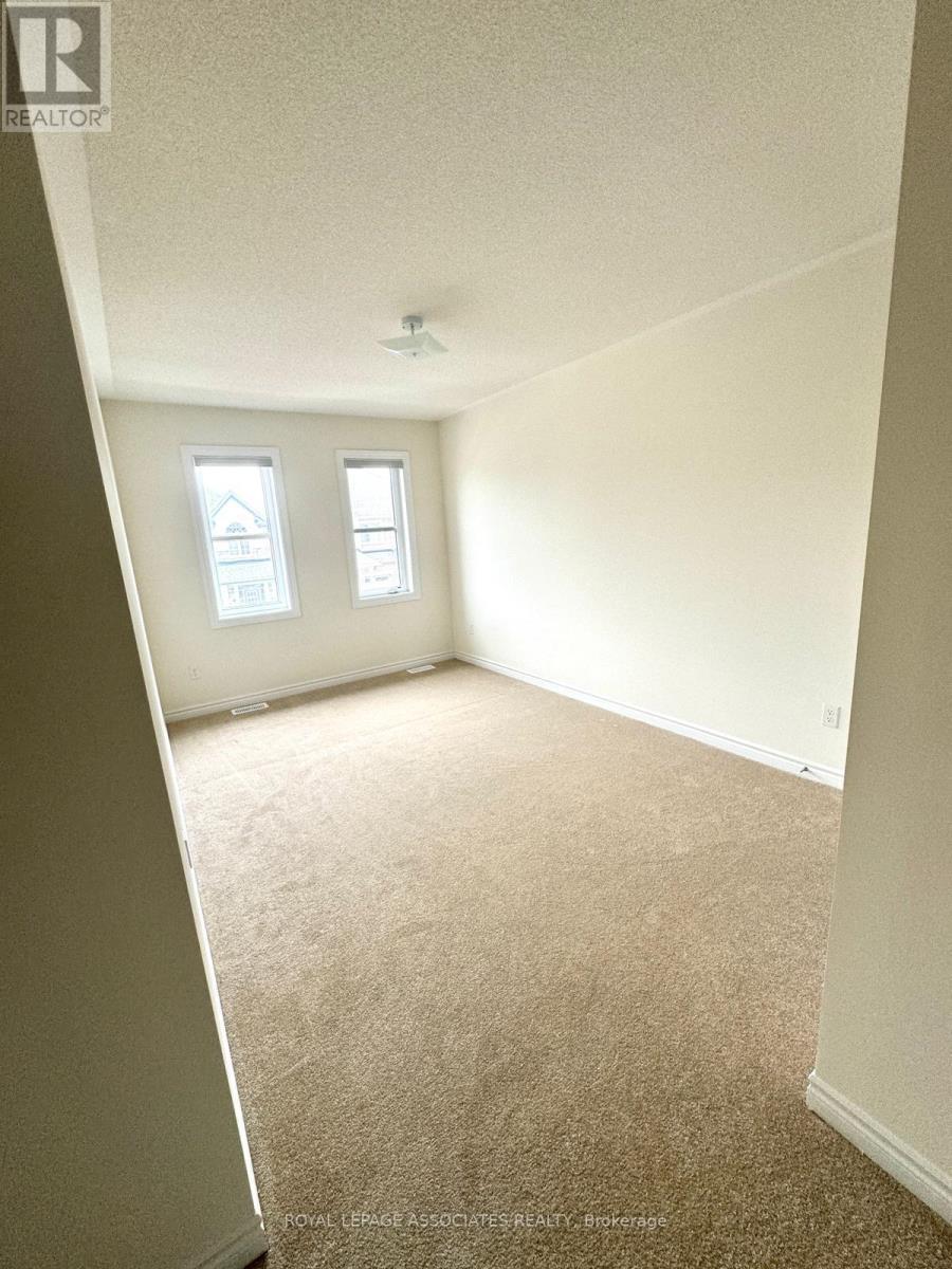 1108 Skyridge Boulevard, Pickering, ON - Indoor Photo Showing Other Room