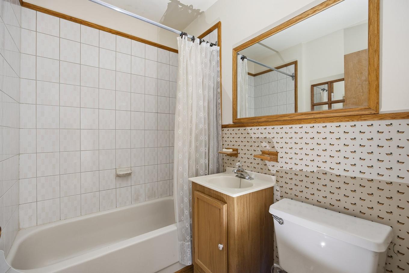 Salle de bains - 62 Crois. Fairlawn, Beaconsfield, QC - Indoor Photo Showing Bathroom