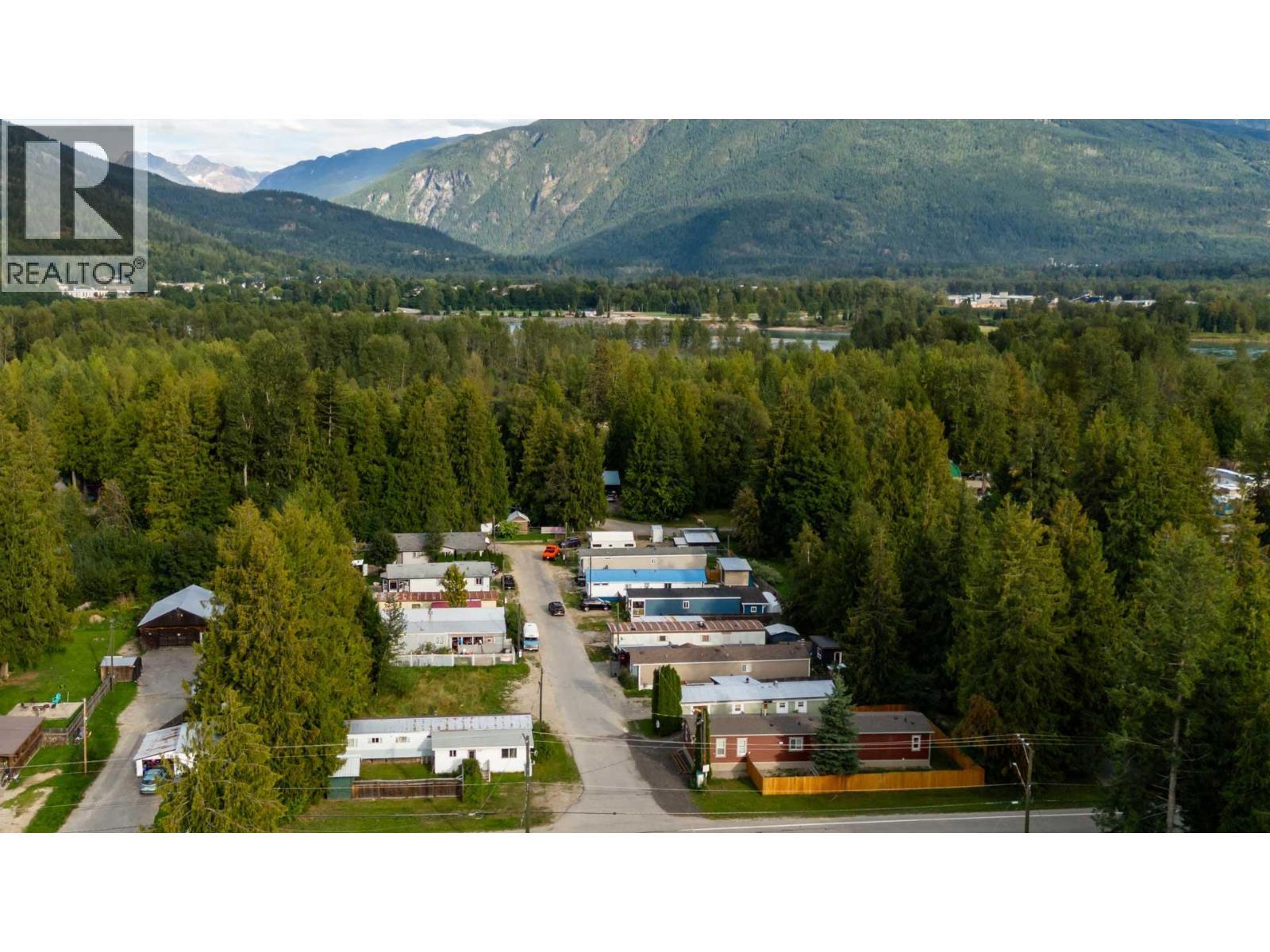 978 Lundell Road, Revelstoke, BC