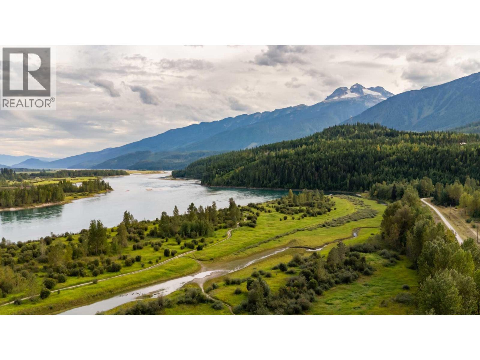 978 Lundell Road, Revelstoke, BC