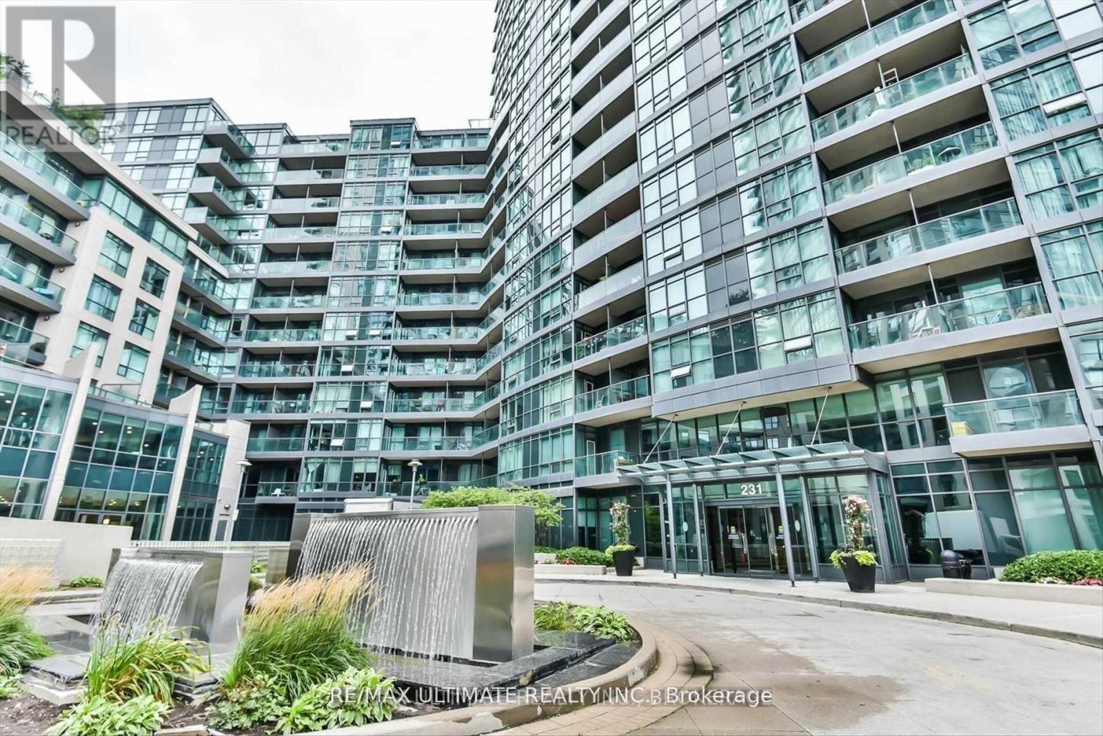 228 - 231 Fort York Boulevard, Toronto, ON - Outdoor With Facade