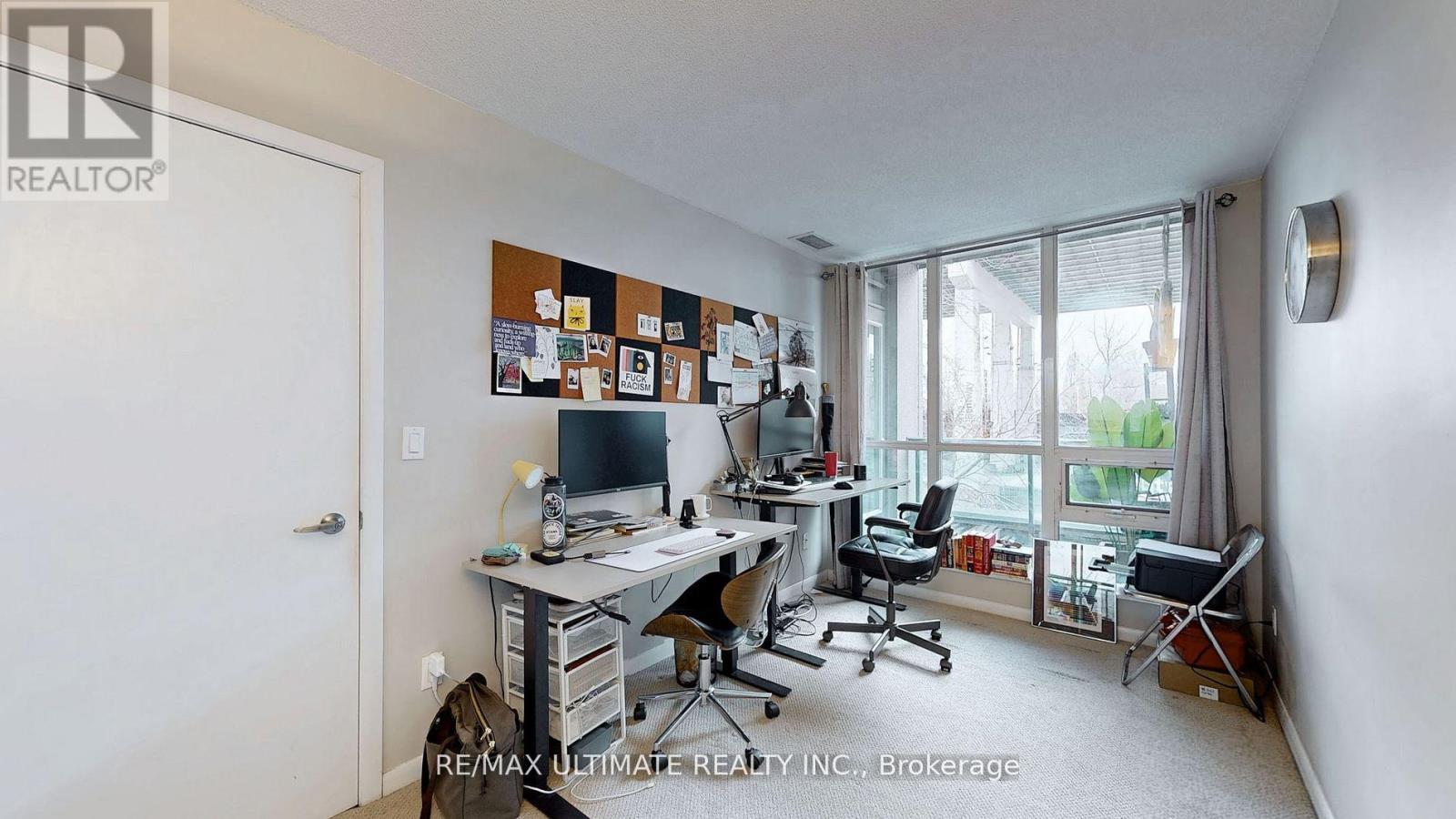 228 - 231 Fort York Boulevard, Toronto, ON - Indoor Photo Showing Office