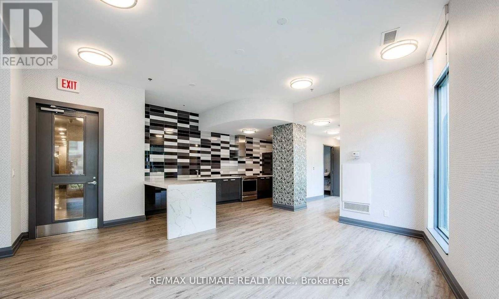 228 - 231 Fort York Boulevard, Toronto, ON - Indoor Photo Showing Other Room