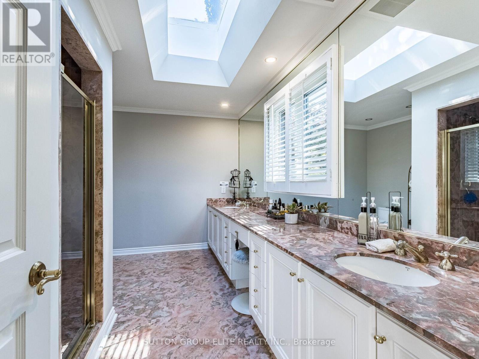 2269 Shardawn Mews, Mississauga, ON - Indoor Photo Showing Bathroom