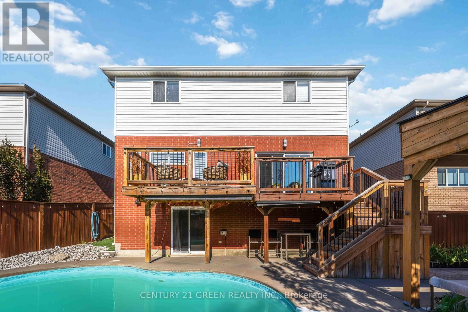 39 Honey Locust Circle, Thorold, ON - Outdoor With Deck Patio Veranda With Exterior