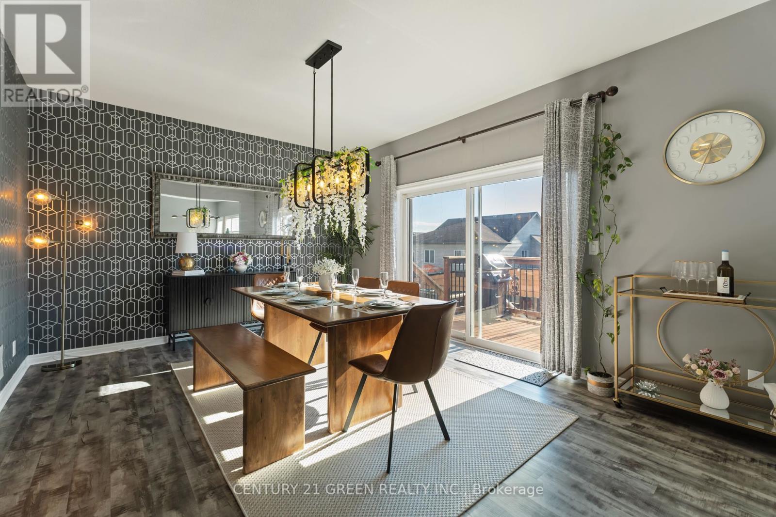 39 Honey Locust Circle, Thorold, ON - Indoor Photo Showing Dining Room
