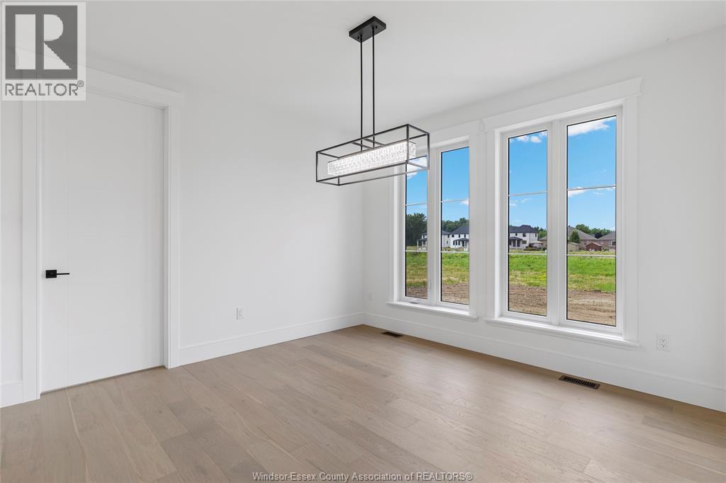 7355 Garnet, Mcgregor, ON - Indoor Photo Showing Other Room