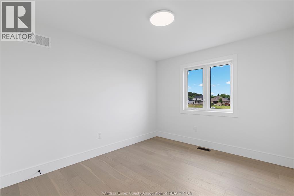 7355 Garnet, Mcgregor, ON - Indoor Photo Showing Other Room