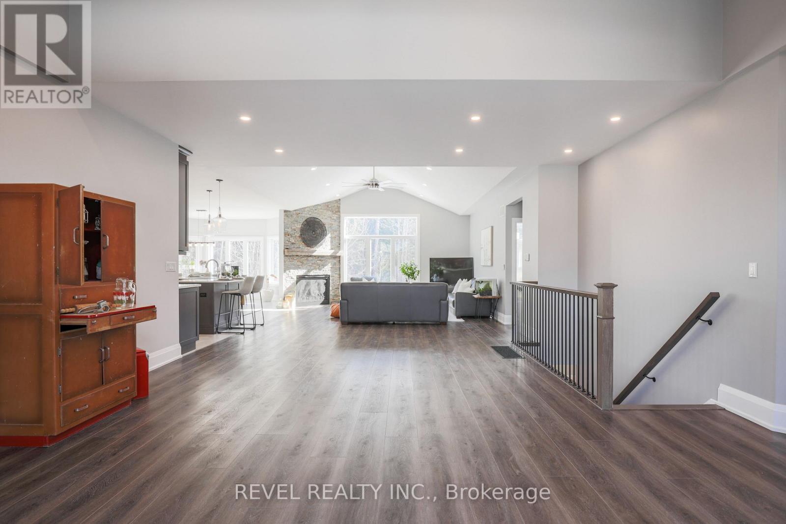 99 Kagawong Road, Kawartha Lakes (Fenelon), ON - Indoor