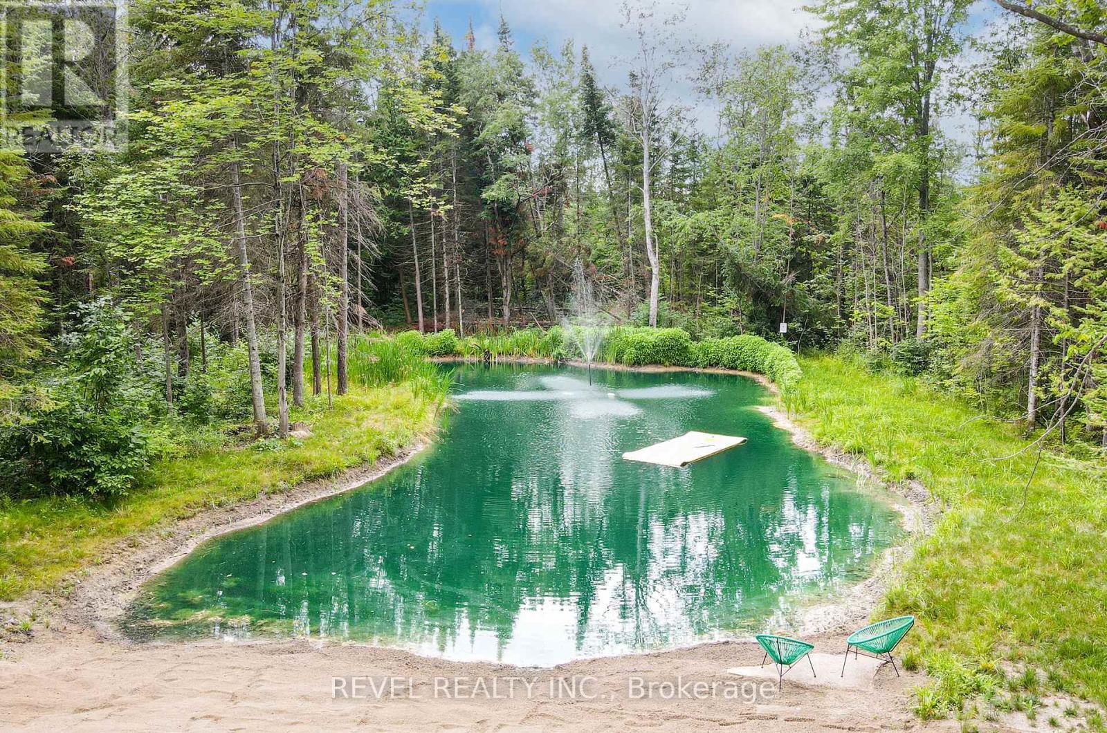 99 Kagawong Road, Kawartha Lakes (Fenelon), ON - Outdoor With Body Of Water