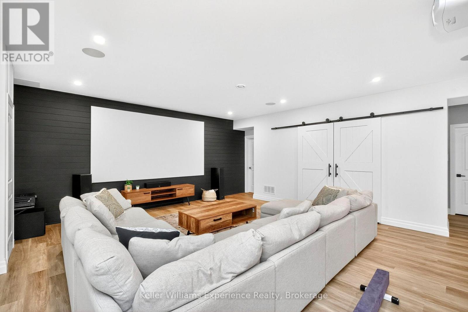 94 Windermere Circle, Tay, ON - Indoor