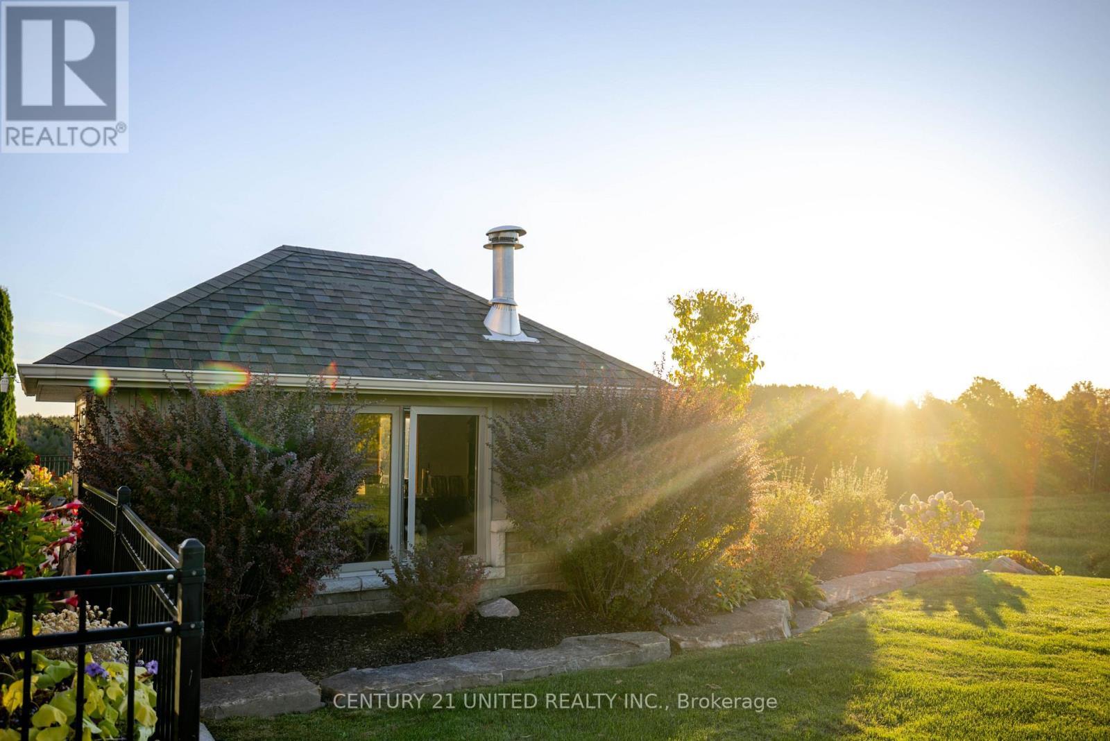 7 Maplehill Drive, Cavan Monaghan (Cavan-Monaghan), ON - Outdoor