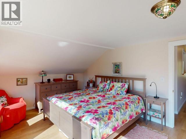 5062 Spragge Road, Texada Island, BC - Indoor Photo Showing Bedroom