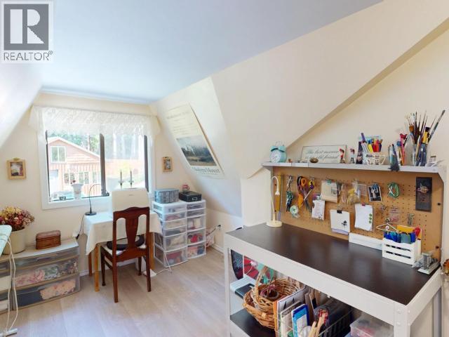 5062 Spragge Road, Texada Island, BC - Indoor