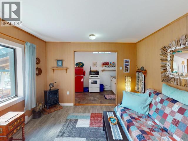 5062 Spragge Road, Texada Island, BC - Indoor