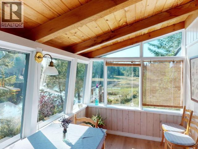 5062 Spragge Road, Texada Island, BC - Indoor