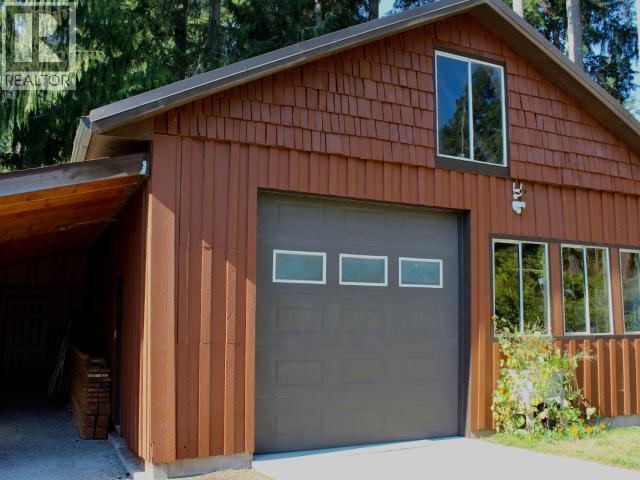 5062 Spragge Road, Texada Island, BC - Outdoor With Exterior