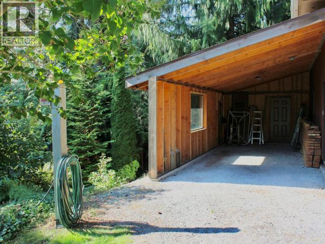 5062 Spragge Road, Texada Island, BC - Outdoor