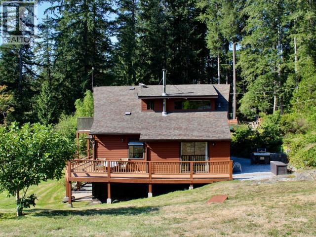5062 Spragge Road, Texada Island, BC - Outdoor With Deck Patio Veranda