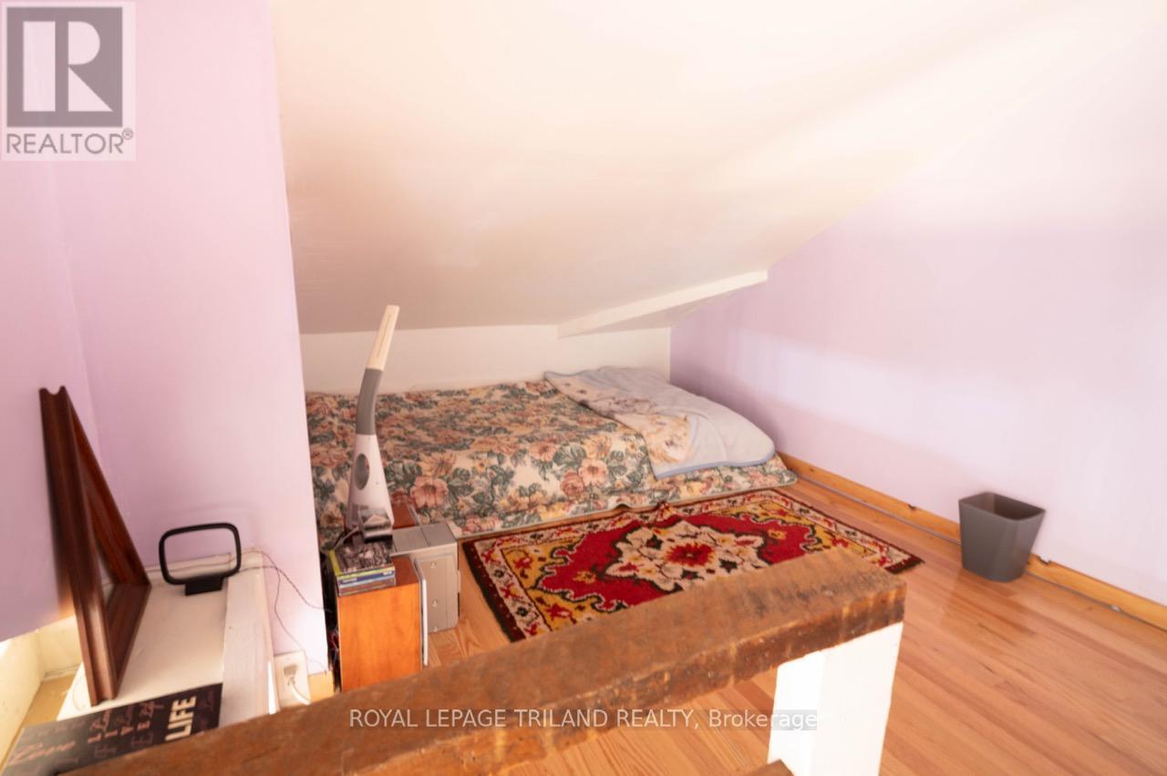 225 Wellington Street, London East (East K), ON