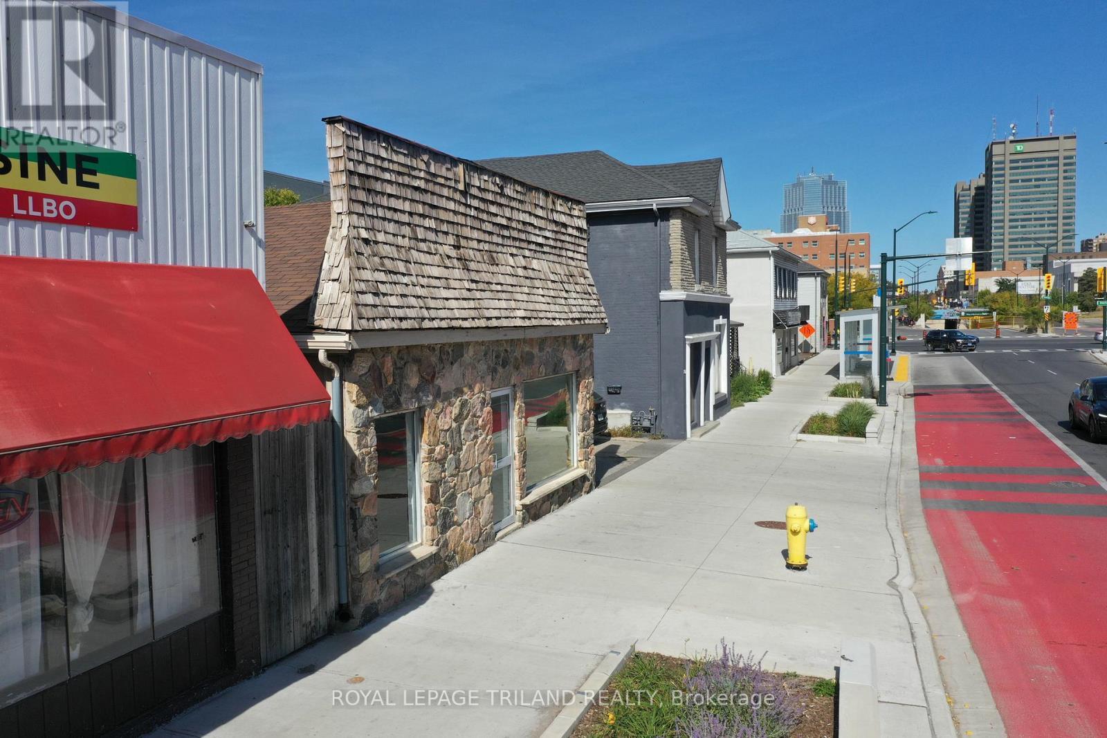 225 Wellington Street, London East (East K), ON