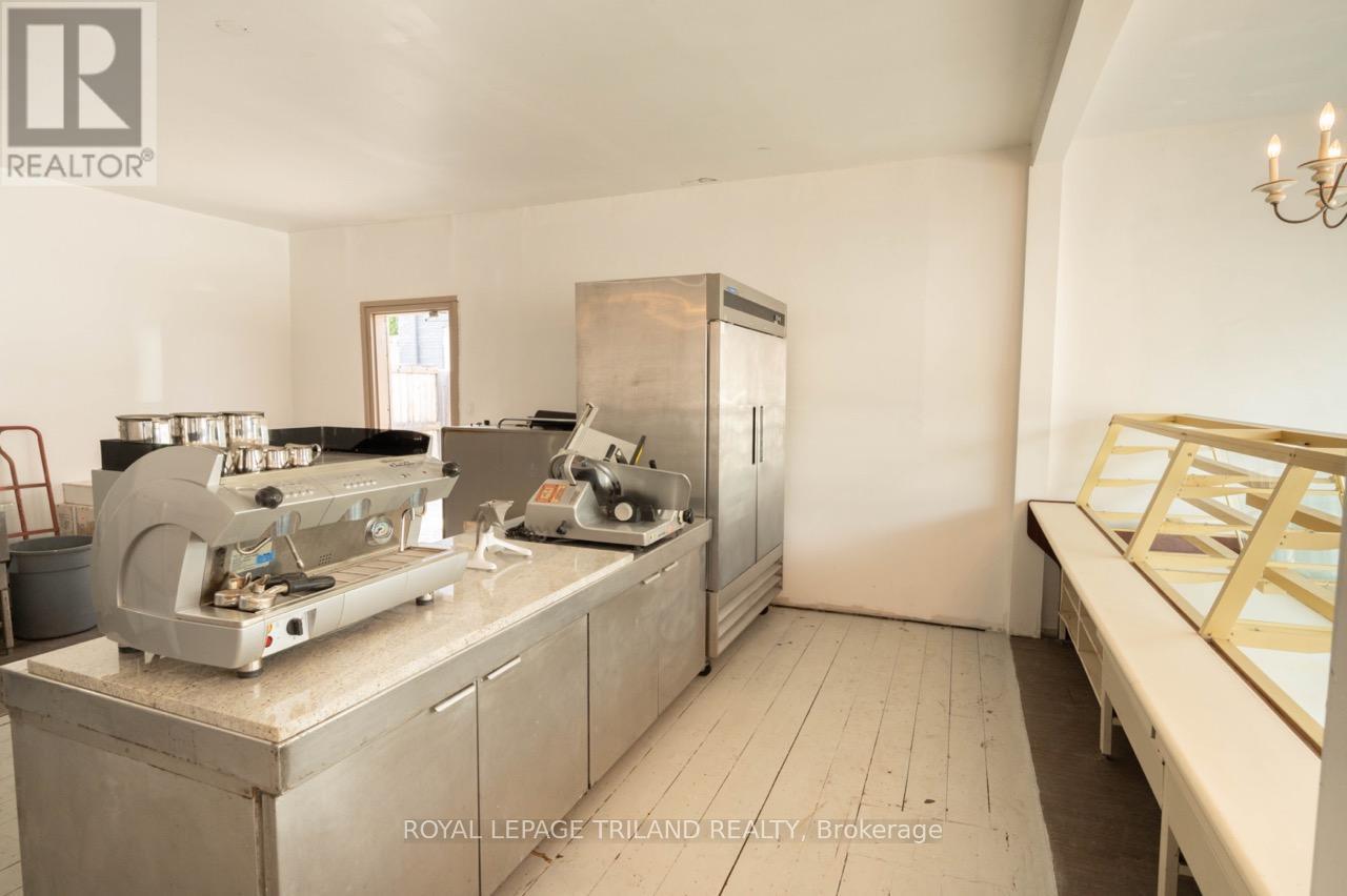 225 Wellington Street, London East (East K), ON