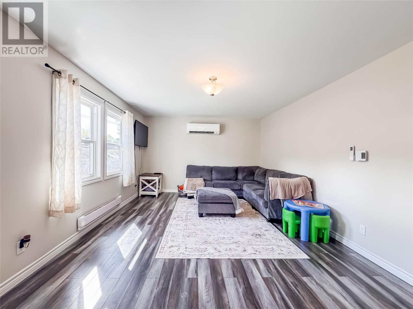 162 Main Street, Burin Bay Arm, NL - Indoor