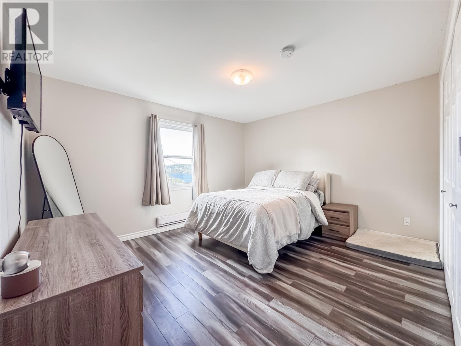 162 Main Street, Burin Bay Arm, NL - Indoor Photo Showing Bedroom