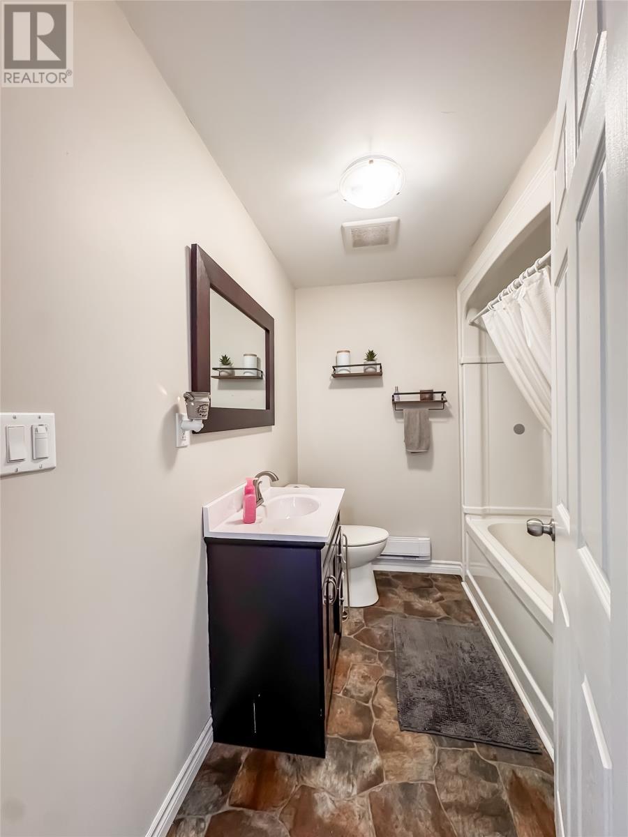 162 Main Street, Burin Bay Arm, NL - Indoor Photo Showing Bathroom