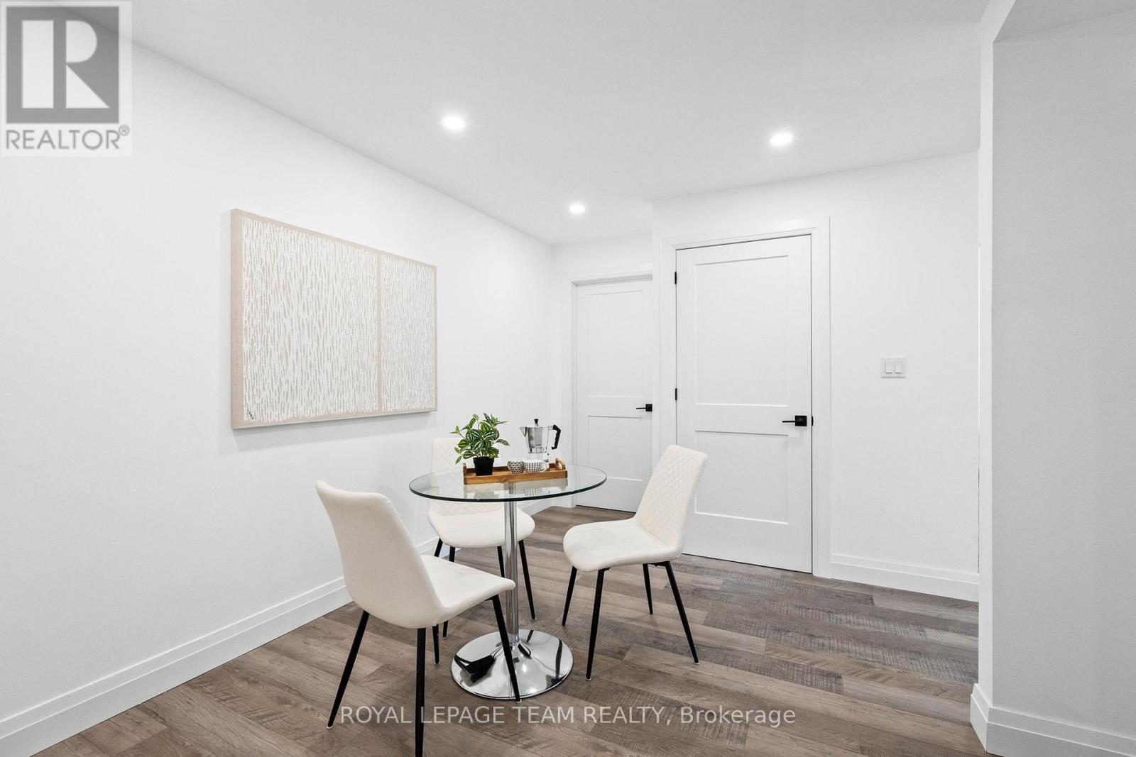 In-law Suite Potential! - 2850 Montague Boundary Road, Ottawa, ON - Indoor Photo Showing Dining Room