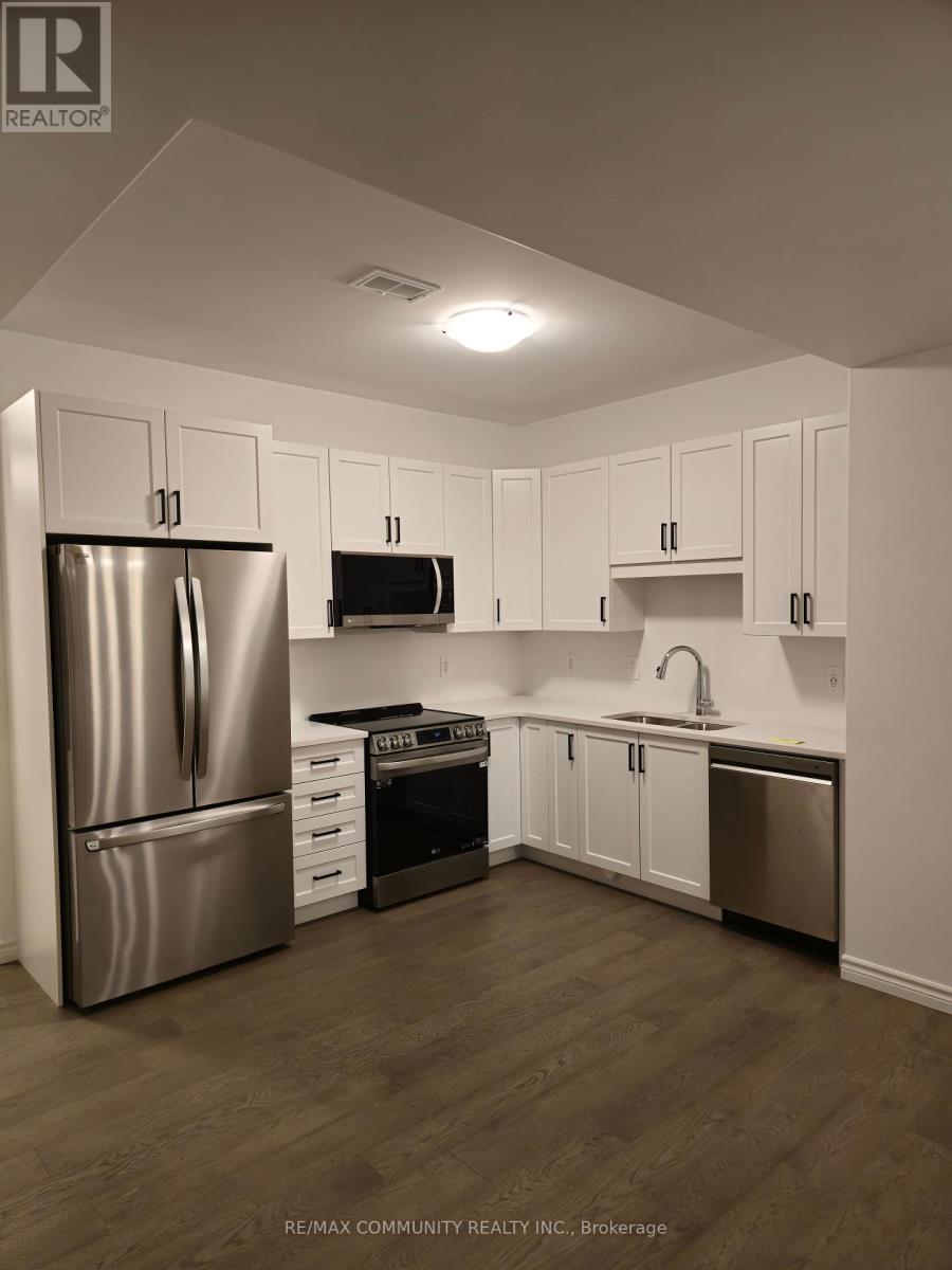 10 Otonabee Street, Belleville, ON - Indoor Photo Showing Kitchen