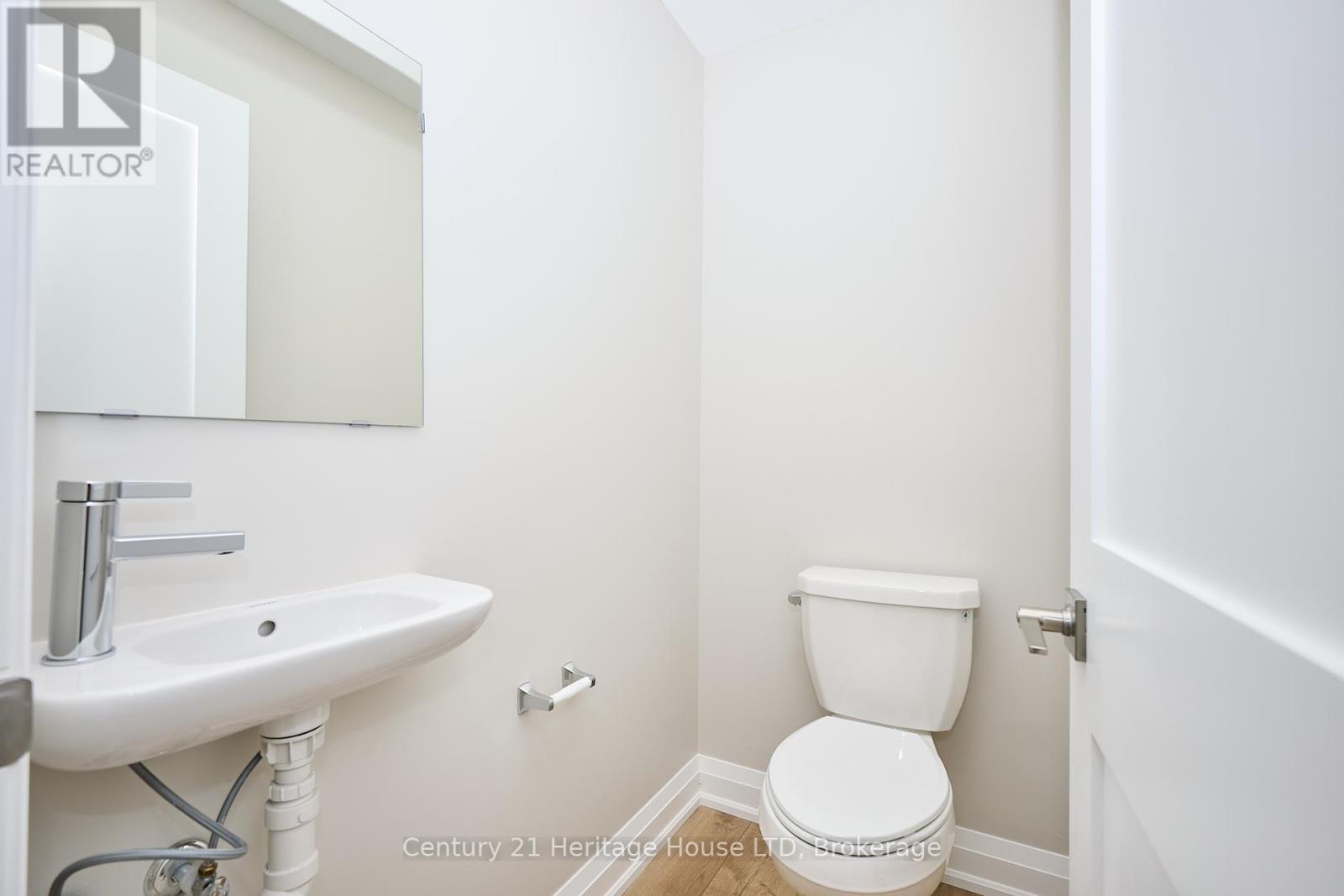 Washroom from another angle - 3551 Garrison Road, Fort Erie (Ridgeway), ON