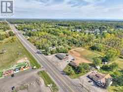 Aerial shot of the property and neighbourhood -