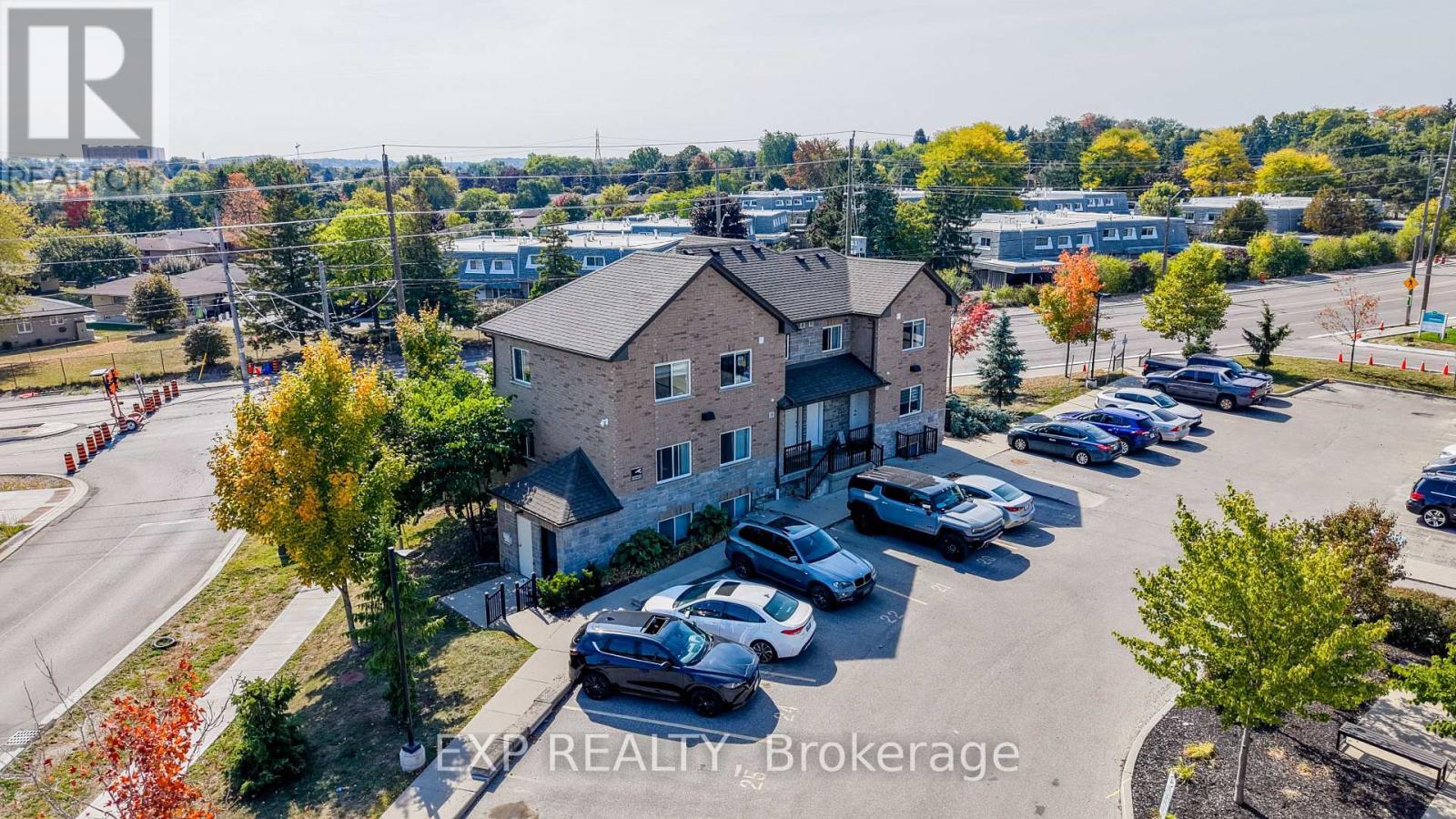 6A - 185 Windale Crescent, Kitchener, ON - Outdoor With View