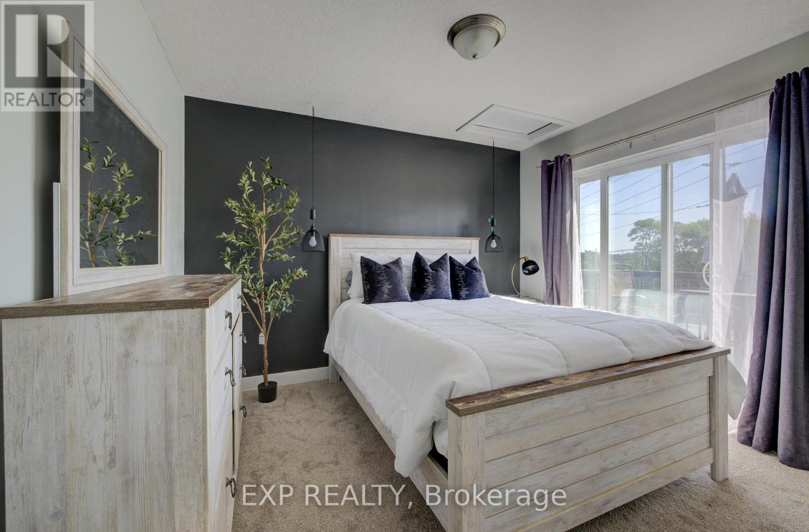 6A - 185 Windale Crescent, Kitchener, ON - Indoor Photo Showing Bedroom