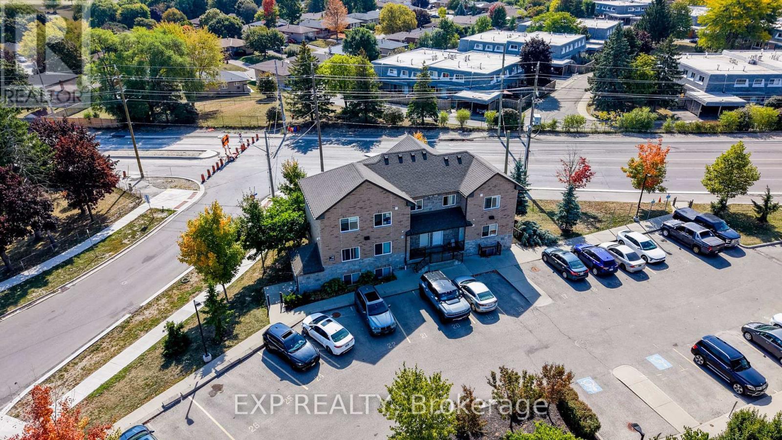 6A - 185 Windale Crescent, Kitchener, ON - Outdoor With View