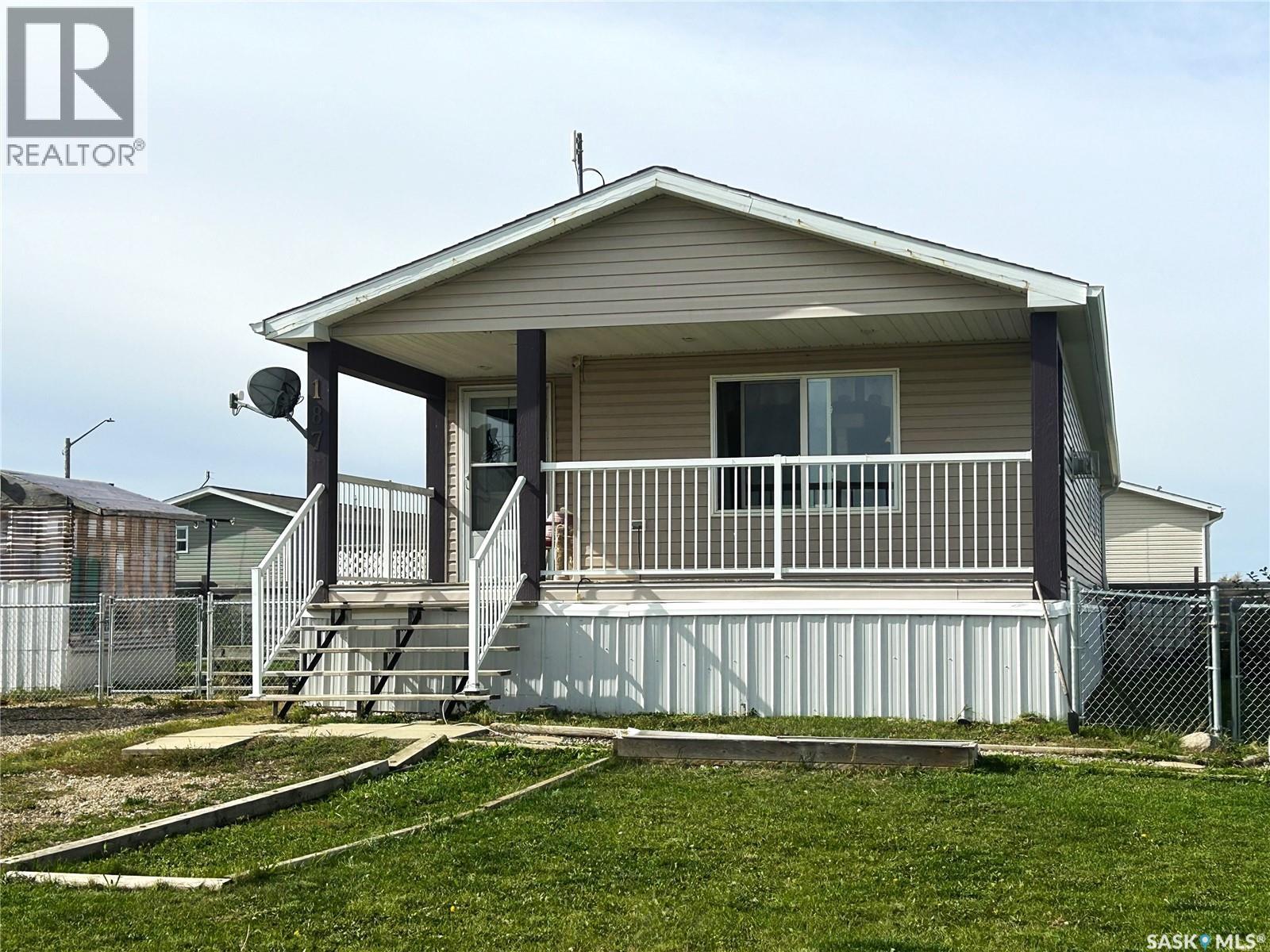 187 Robinson Avenue, Macoun, SK