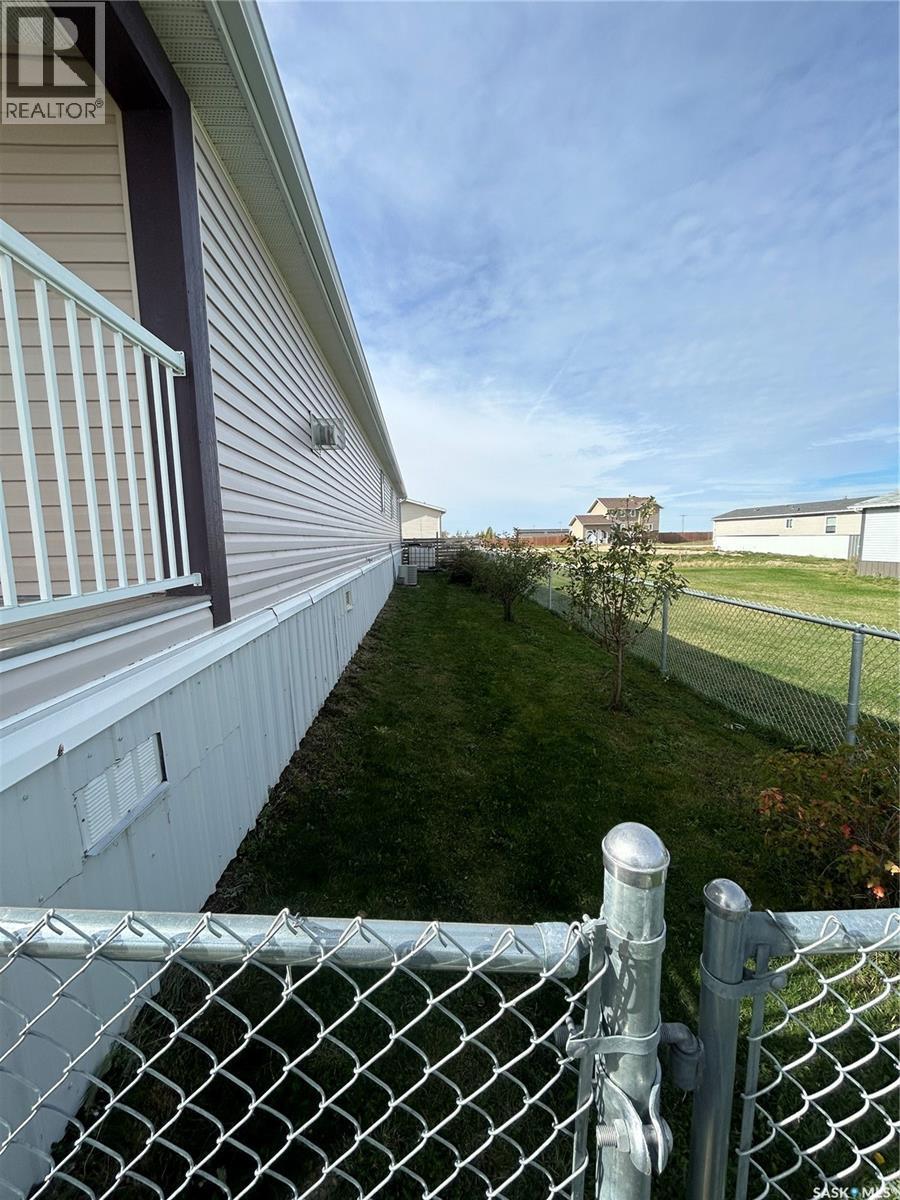 187 Robinson Avenue, Macoun, SK