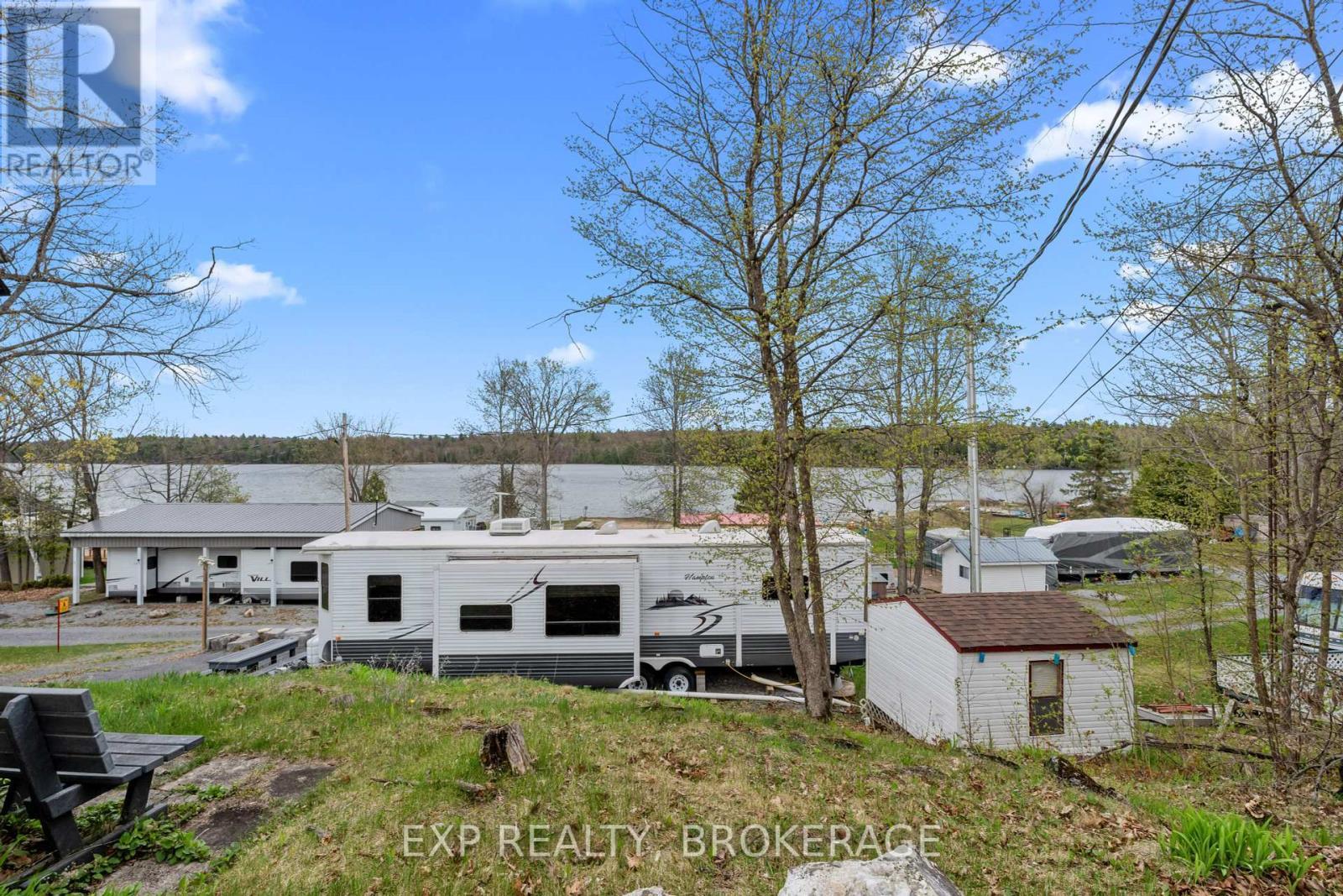 38 - 9 Glenford Lane, Frontenac (Frontenac South), ON - Outdoor