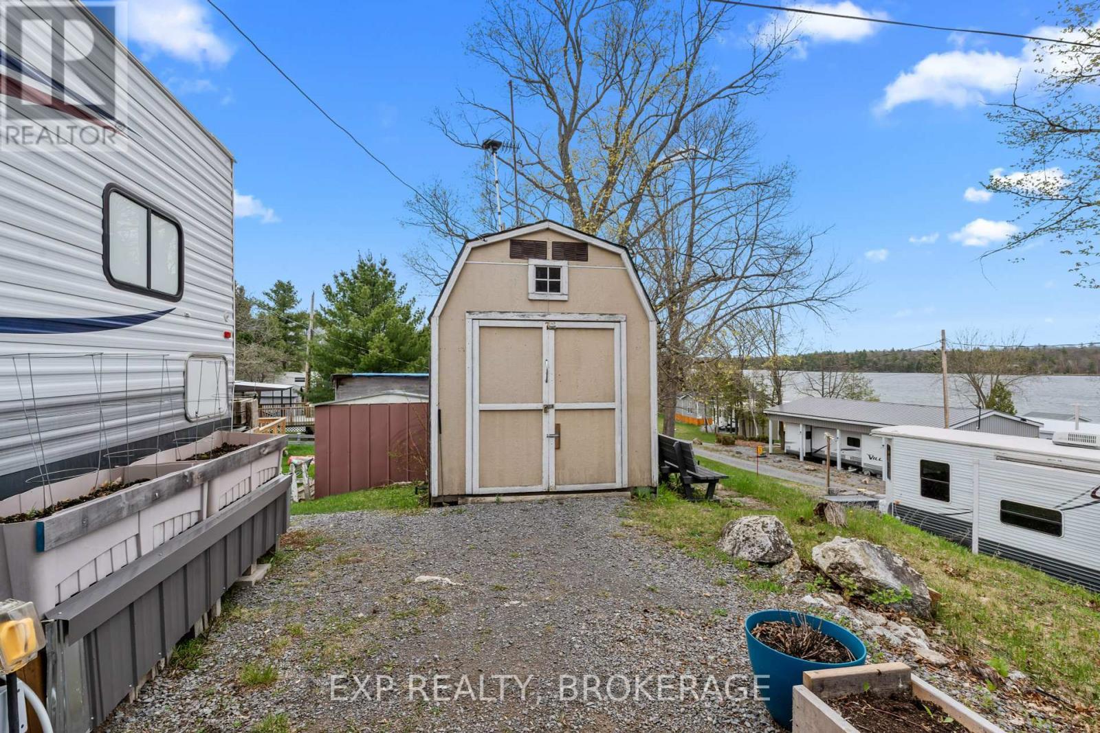 38 - 9 Glenford Lane, Frontenac (Frontenac South), ON - Outdoor