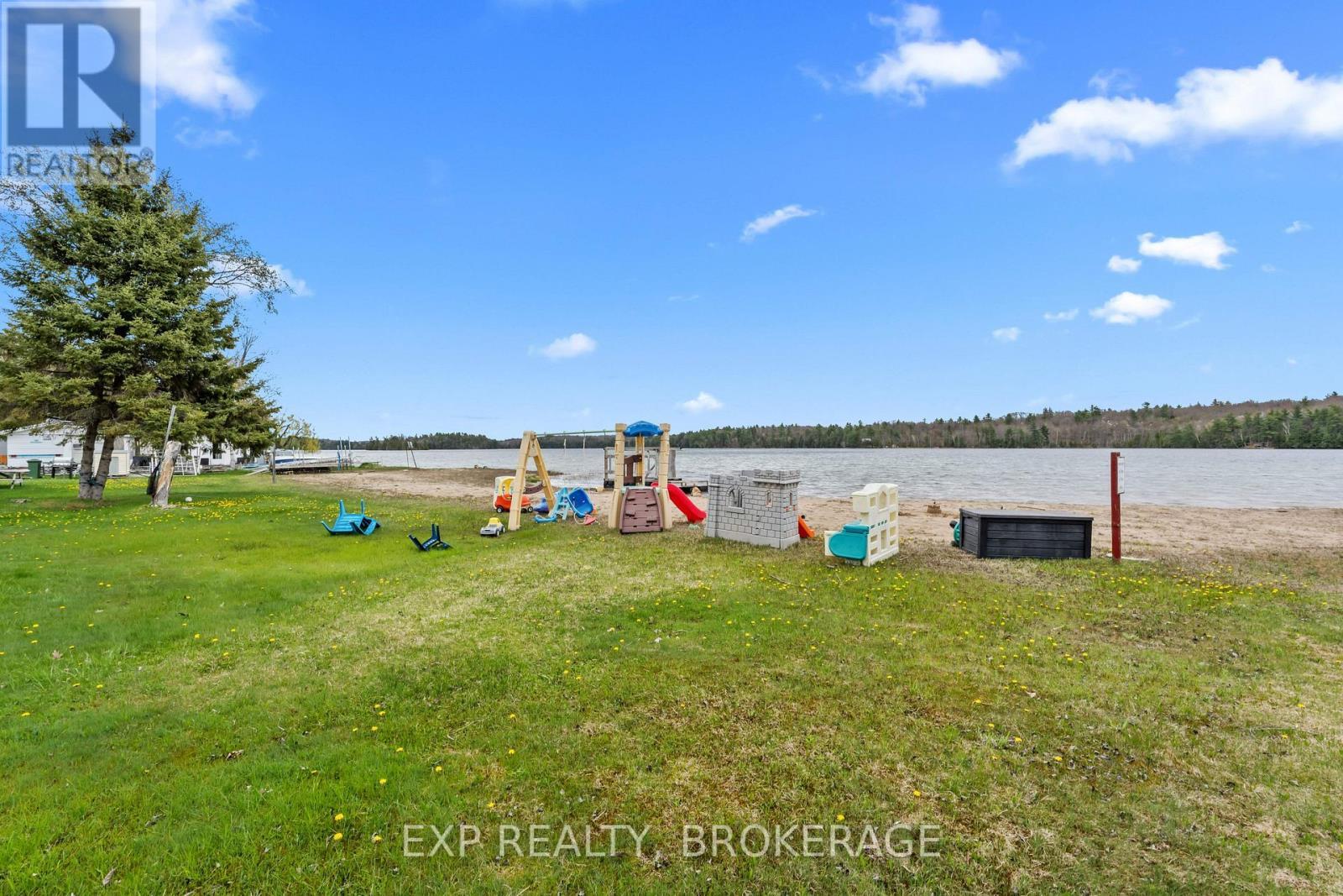 38 - 9 Glenford Lane, Frontenac (Frontenac South), ON - Outdoor With View