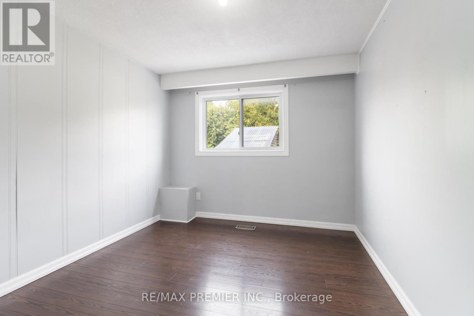 7872 Martin Grove Road, Vaughan, ON - Indoor Photo Showing Other Room