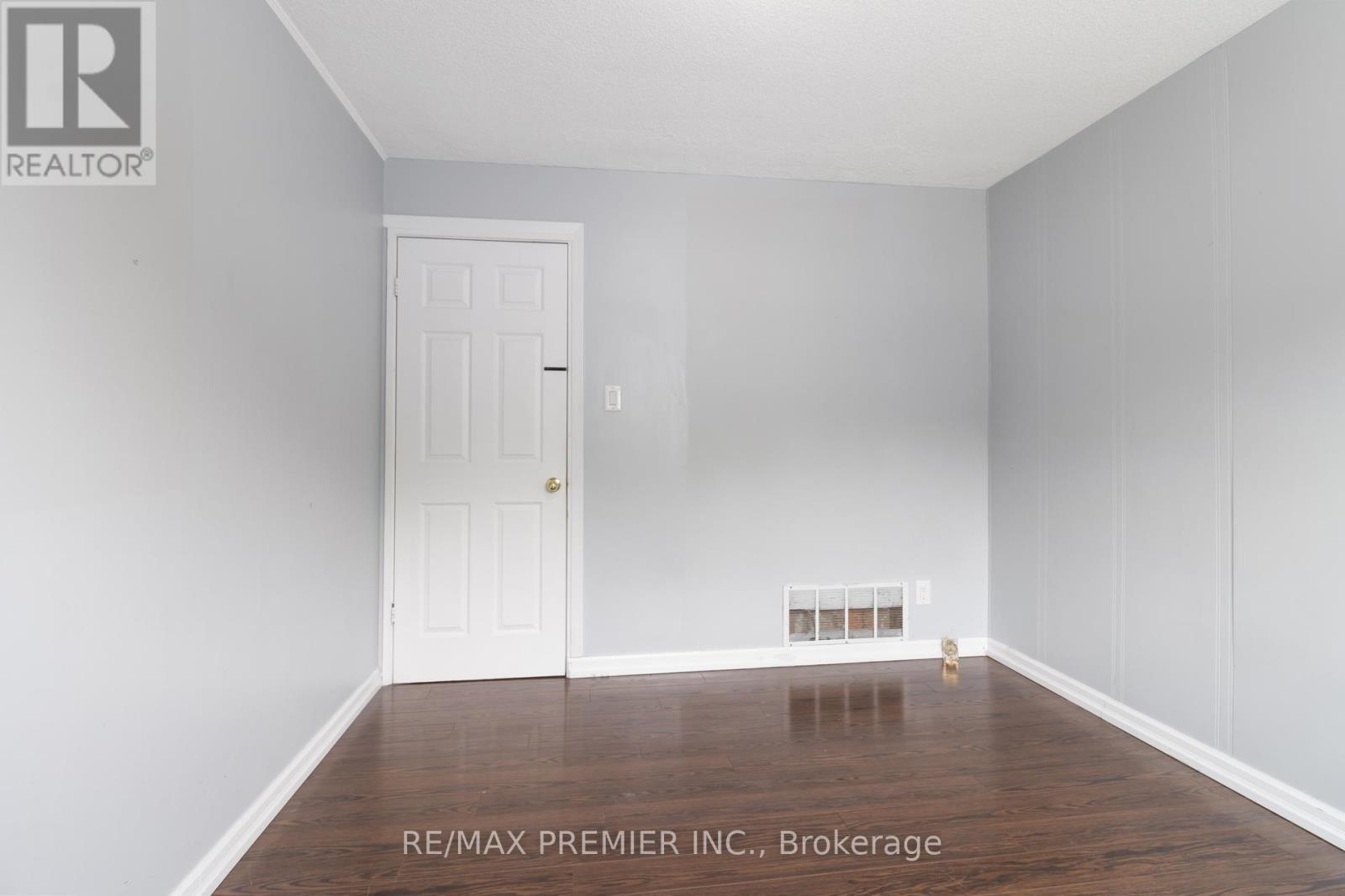 7872 Martin Grove Road, Vaughan, ON - Indoor Photo Showing Other Room