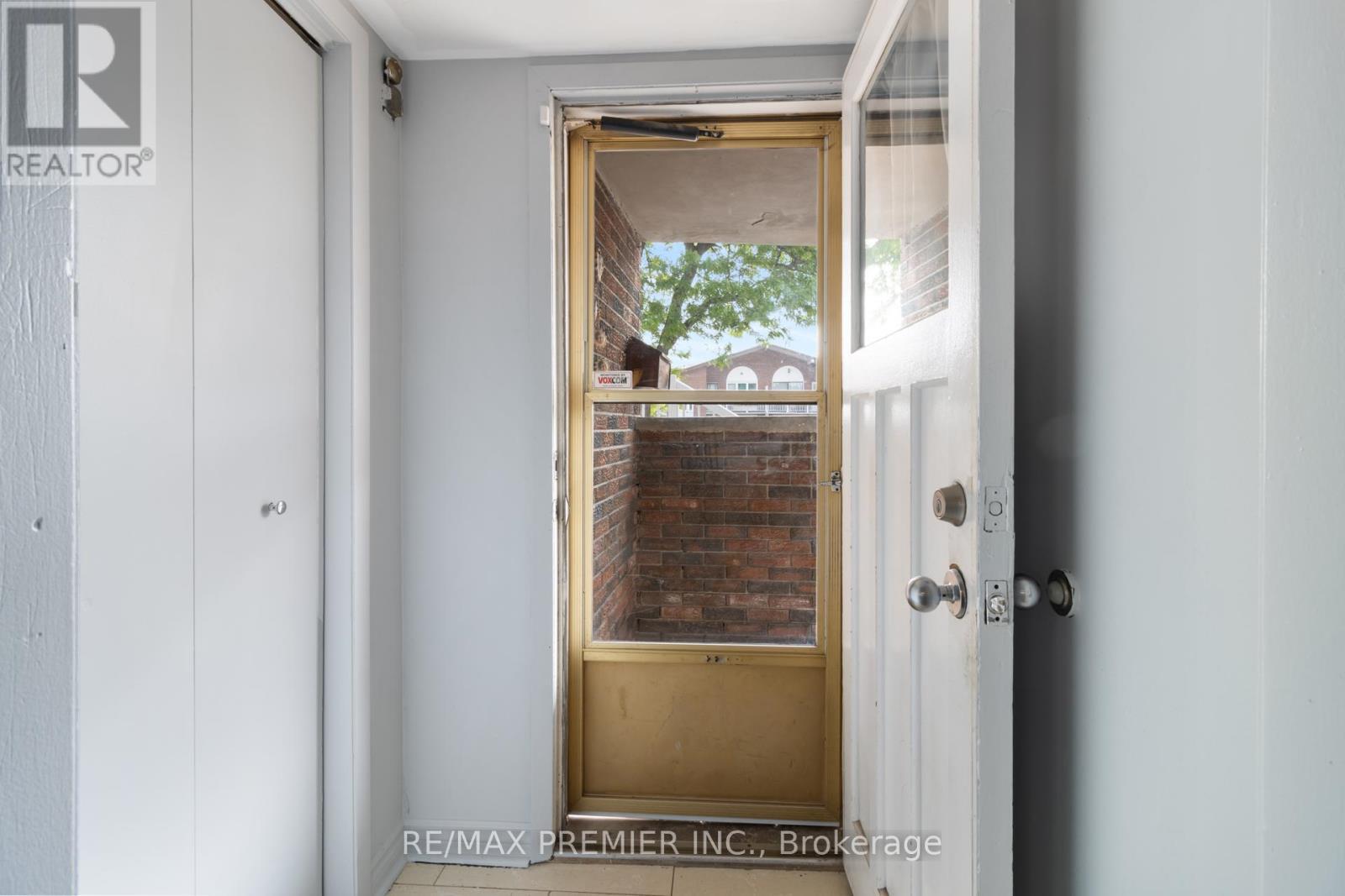 7872 Martin Grove Road, Vaughan, ON - Indoor Photo Showing Other Room