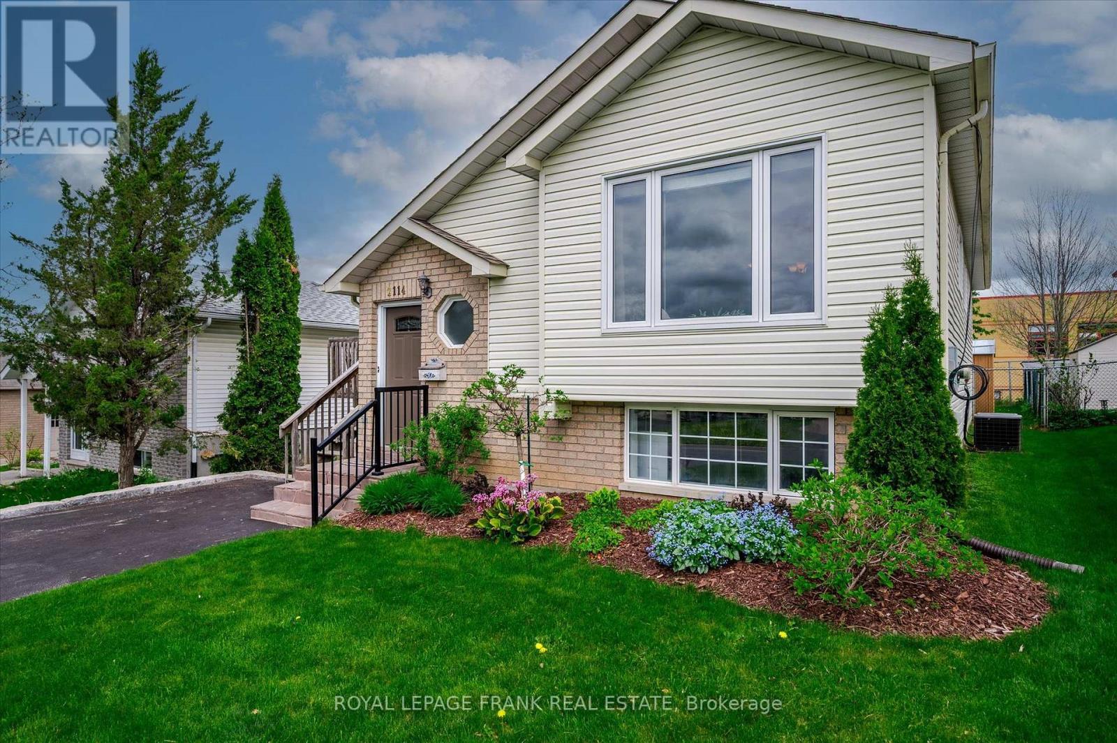 2114 Easthill Drive, Peterborough (Ashburnham Ward 4), ON - Outdoor